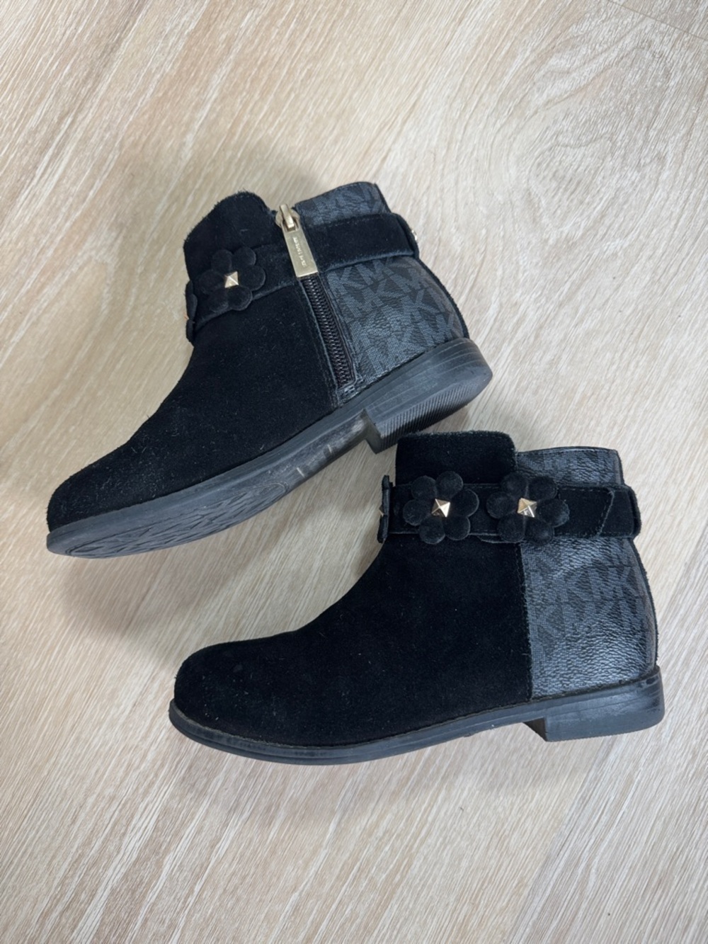 Michael Kors Black Suede Girls Ankle Boots with Flower Accent - Picture 2 of 7